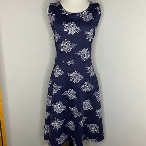 NWT Agnes & Dora Floral Printed Fisher Dress
